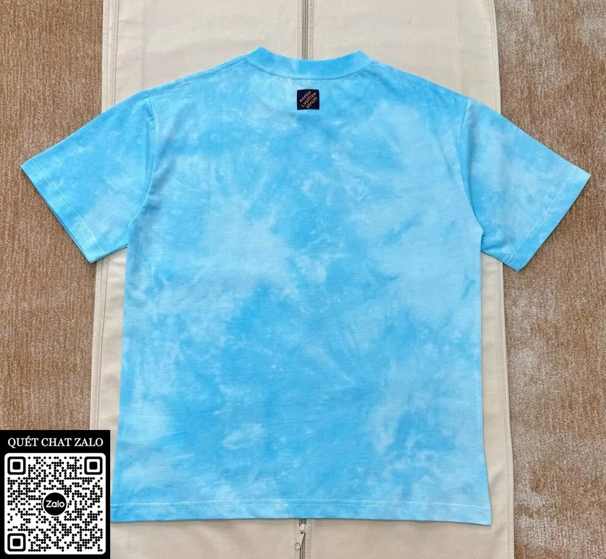 Áo phông nam màu xanh Louis Vuitton mã 14 LV hàng hiếm hợp mốt