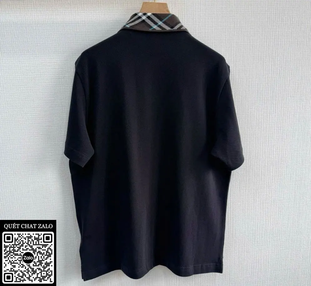 Áo polo nam Burberry màu đen cổ xanh mã 1 hàng độc hợp mốt cao cấp