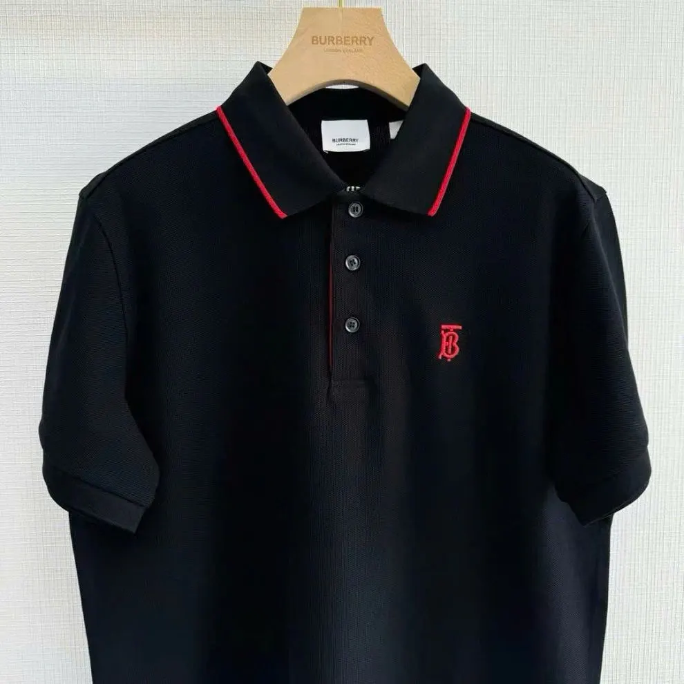 Áo polo nam màu đen Burberry BBR mã 7 hiếm đẹp sang trọng chuẩn chỉnh Áo polo nam màu đen Burberry BBR mã 7 hiếm đẹp sang trọng chuẩn chỉnh