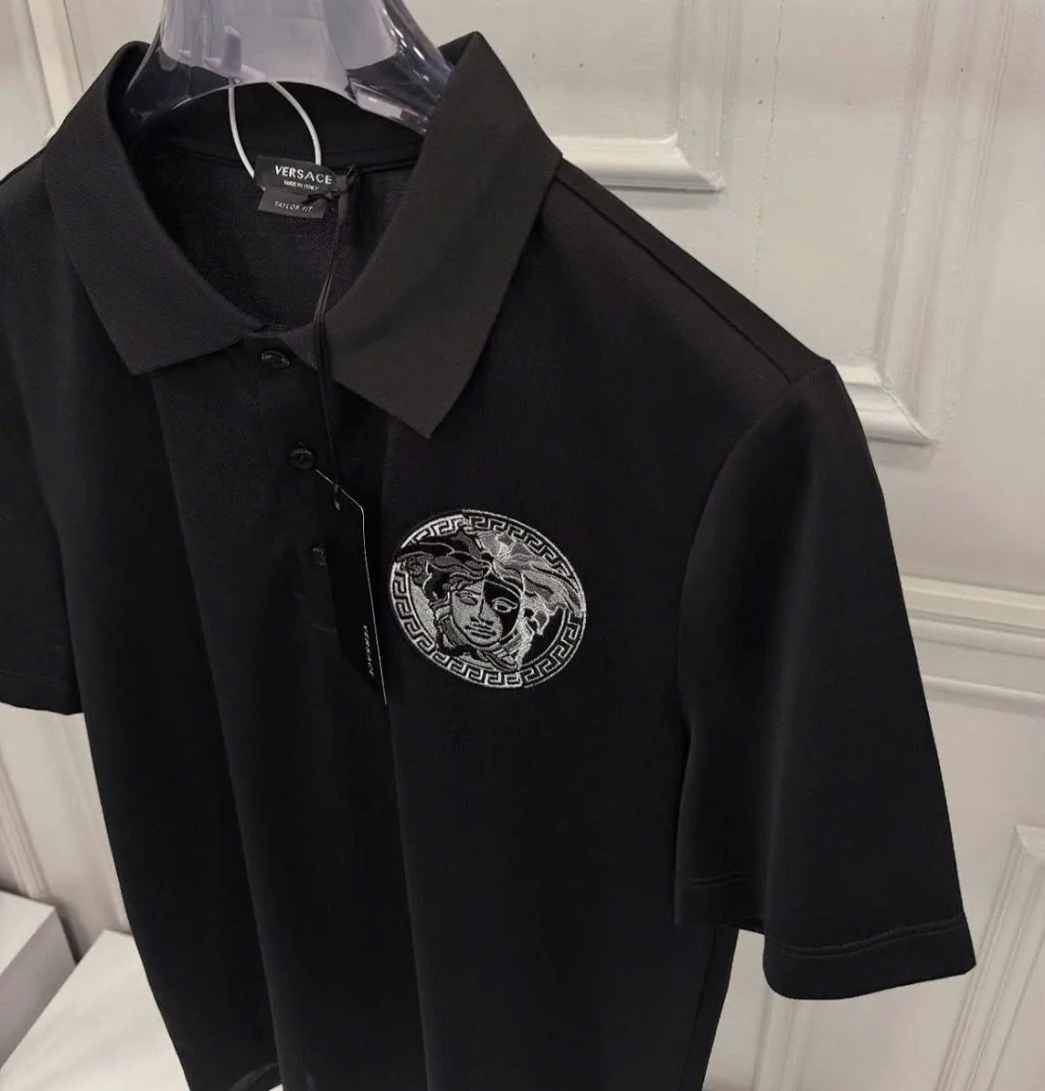 Áo polo nam màu đen Versace mã 3 cao cấp nổi bật thiết kế tinh tế
