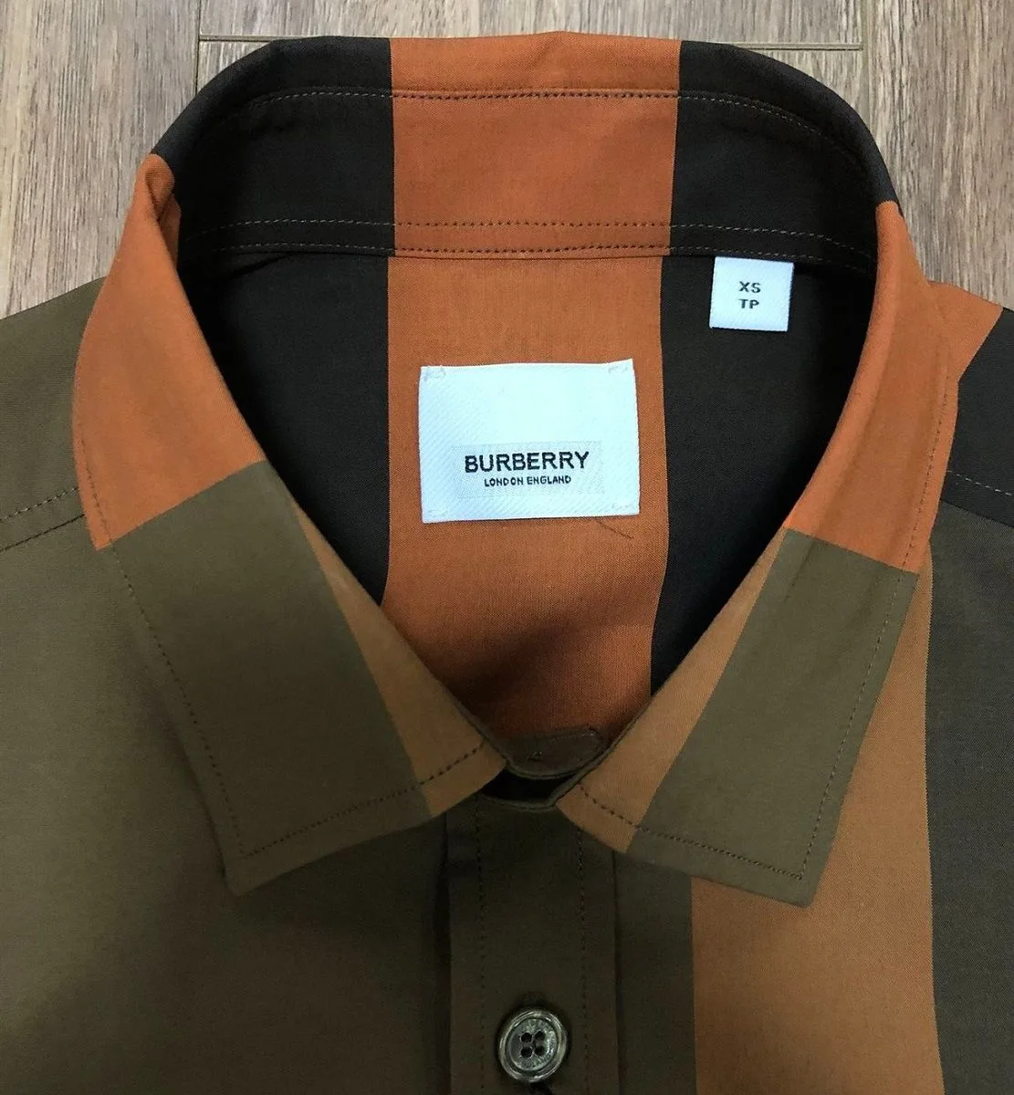 Ao so mi hieu Burberry nam màu cam tay dài mã 10 BBR đa năng