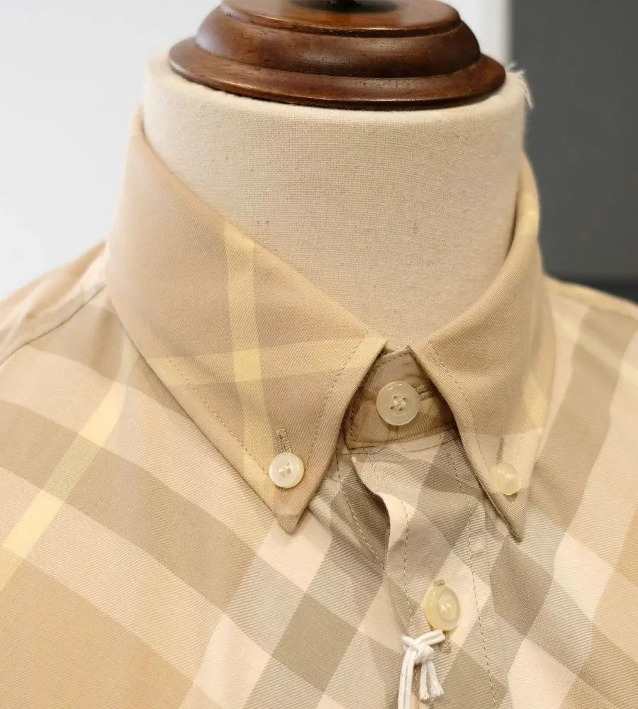 Áo sơ mi nam tay ngắn Burberry màu vàng kẻ sọc caro BBR mã 4 phù hợp Áo sơ mi nam tay ngắn Burberry màu vàng kẻ sọc caro BBR mã 4 phù hợp