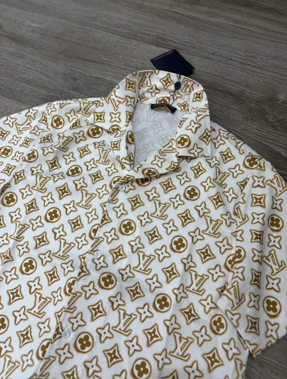 Áo sơ mi Louis Vuitton trắng tay ngắn nam mã 2 lên ảnh đẹp sang trọng