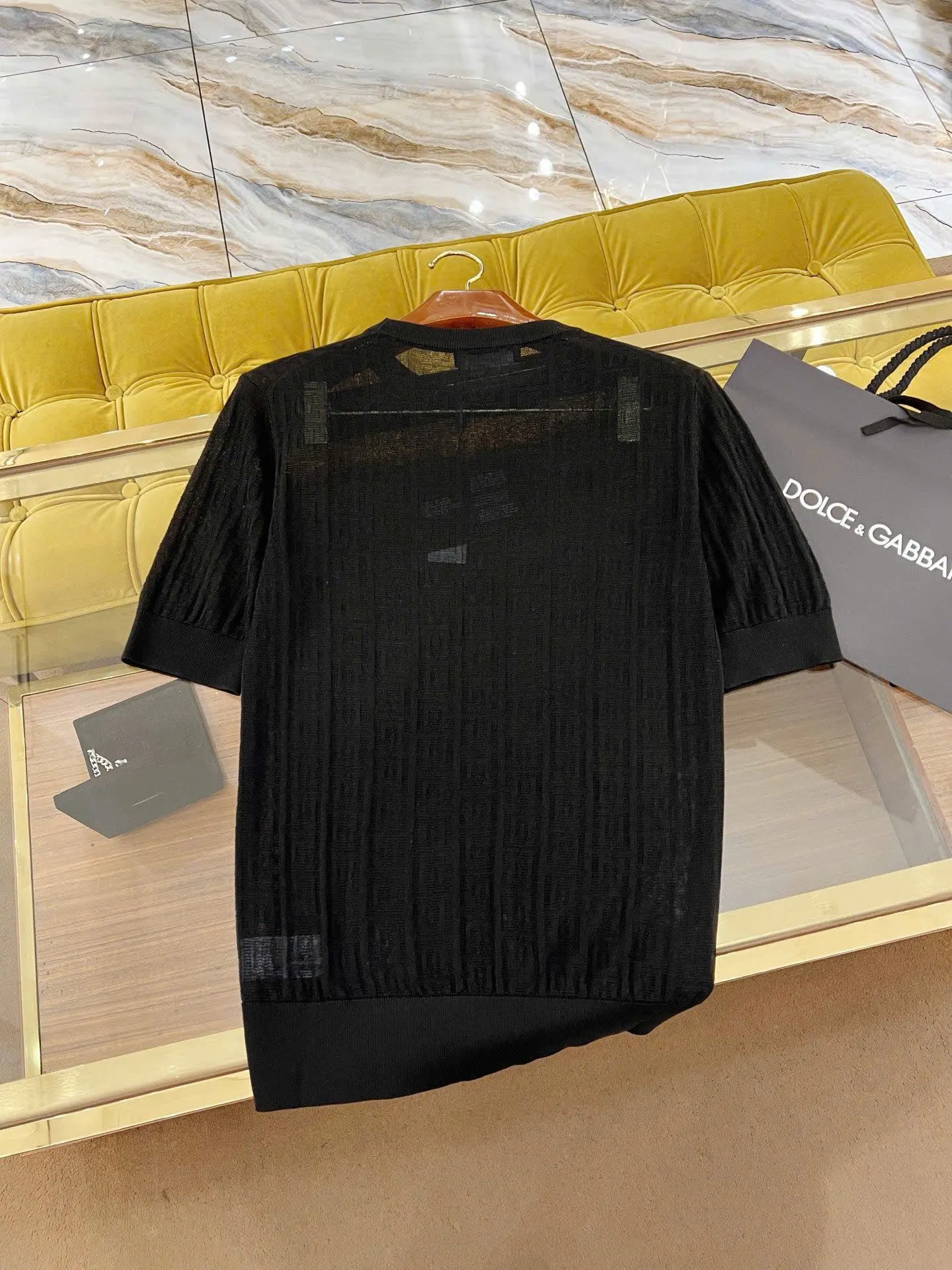 Áo phông den nam DG cổ tròn mã 29 phong cách thượng lưu sang trọng