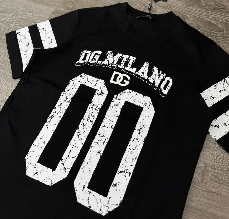Áo phông màu đen Dolce Gabbana cổ tròn mã 2b phong cách mới mẻ tuyệt hảo
