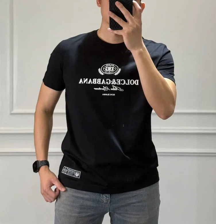 Áo thun đen cổ tròn mã 6 DG phong cách luxury năng động cho nam nữ