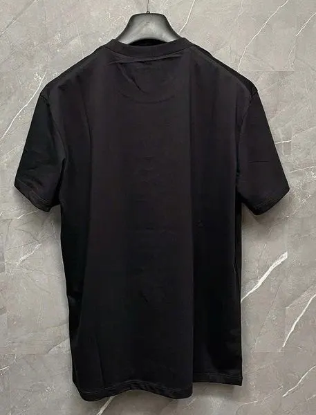 Áo phông nam màu đen Dsquared2 mã 13b cổ tròn cao cấp phong cách xịn Áo phông nam màu đen Dsquared2 mã 13b cổ tròn cao cấp phong cách xịn