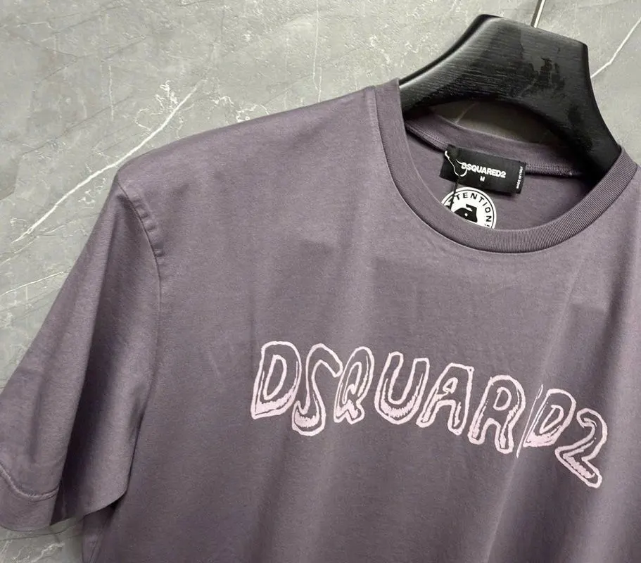 Áo phông màu xám Dsquared2 mã 3 nam cao cấp cuốn hút tinh tế Áo phông màu xám Dsquared2 mã 3 nam cao cấp cuốn hút tinh tế