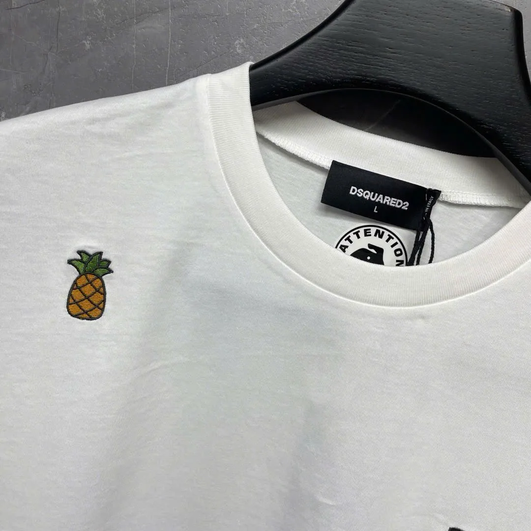 Áo phông Dsquared2 trắng mã 4 cổ tròn nam nữ deluxe tỉ mỉ chất xịn Áo phông Dsquared2 trắng mã 4 cổ tròn nam nữ deluxe tỉ mỉ chất xịn