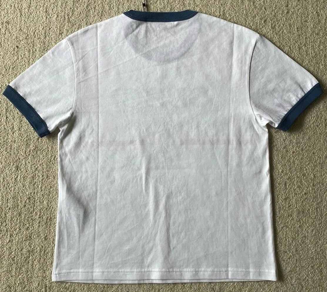 Áo thun Gucci trắng cổ tròn mã 2b phong cách sành điệu nam nữ Áo thun Gucci trắng cổ tròn mã 2b phong cách sành điệu nam nữ