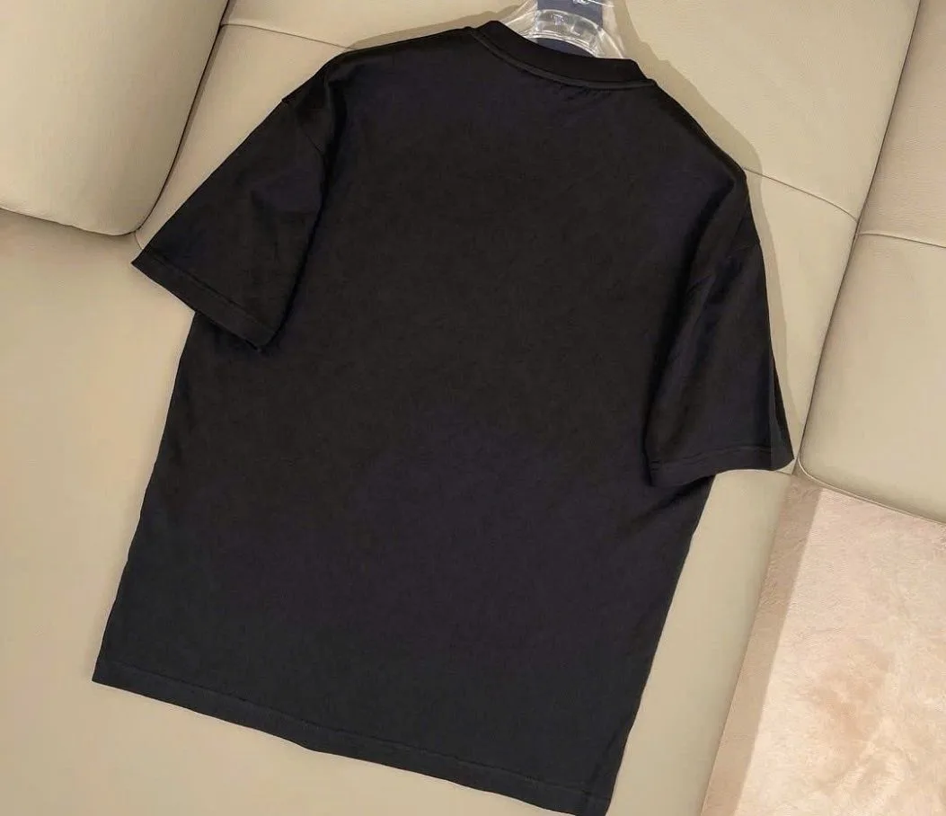 #EANF# Áo thun Louis Vuitton cổ tròn màu đen mã 1 cao cấp thần thái nam nữ