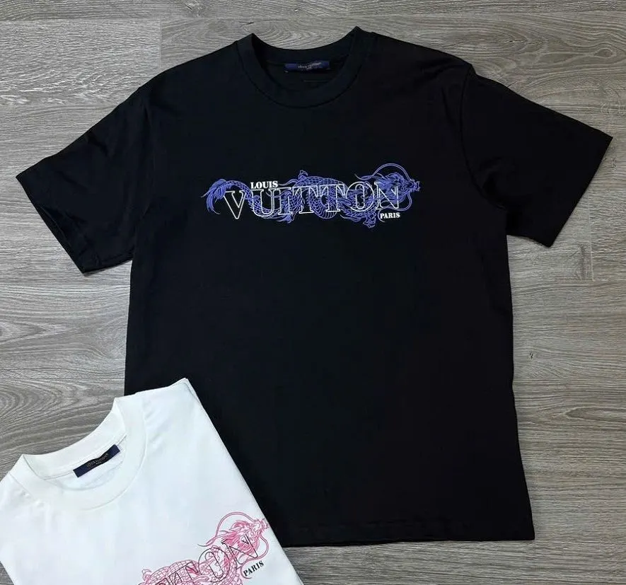 Áo phông Louis Vuitton nam đen cực phẩm cổ tròn mã 6b thích ngay Áo phông Louis Vuitton nam đen cực phẩm cổ tròn mã 6b thích ngay