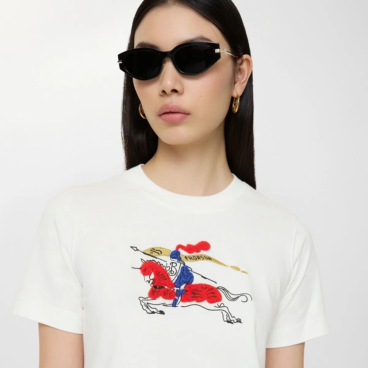 Áo phông nam màu trắng Burberry mã 8 BBR sang chảnh quá đỉnh