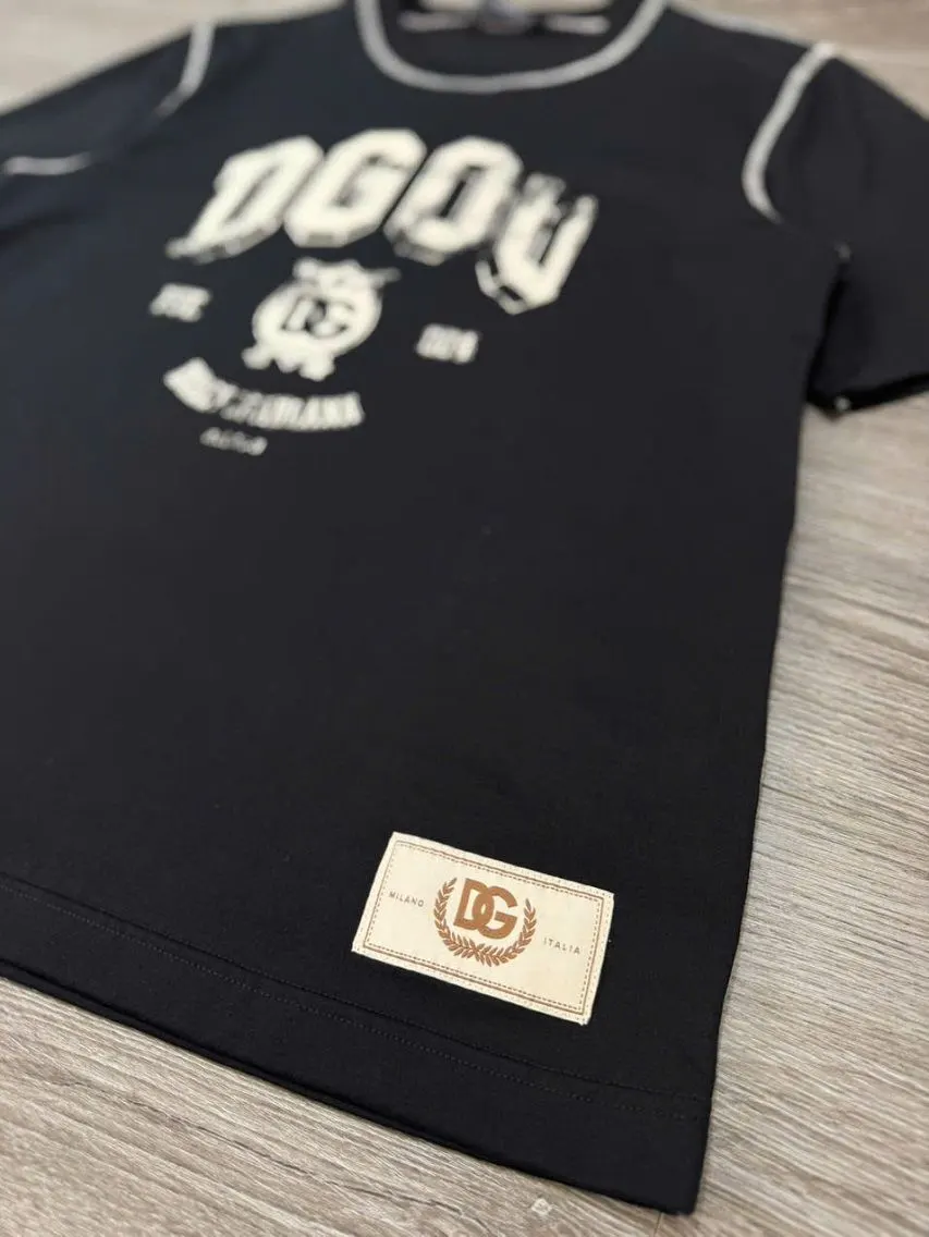 Áo phông Dolce Gabbana nam màu đen mã 11b luxury style hoàn hảo Áo phông Dolce Gabbana nam màu đen mã 11b luxury style hoàn hảo