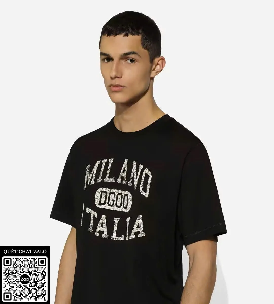 Áo phông nam màu đen Dolce Gabbana mã 24 DG tinh xảo bản giới hạn Áo phông nam màu đen Dolce Gabbana mã 24 DG tinh xảo bản giới hạn
