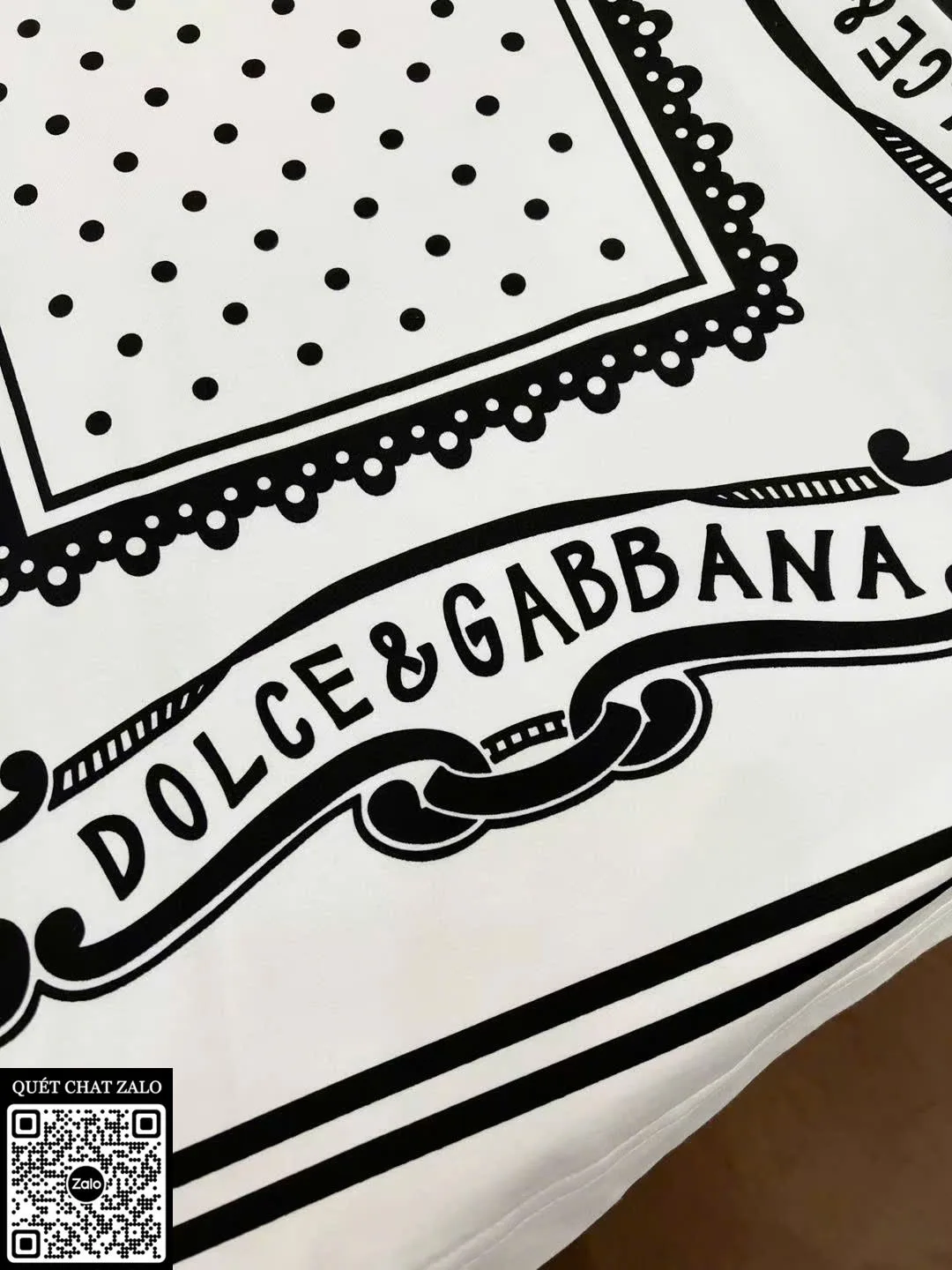 Áo phông nam màu trắng DG Dolce mã 4 phong cách mới mẻ cao cấp Áo phông nam màu trắng DG Dolce mã 4 phong cách mới mẻ cao cấp