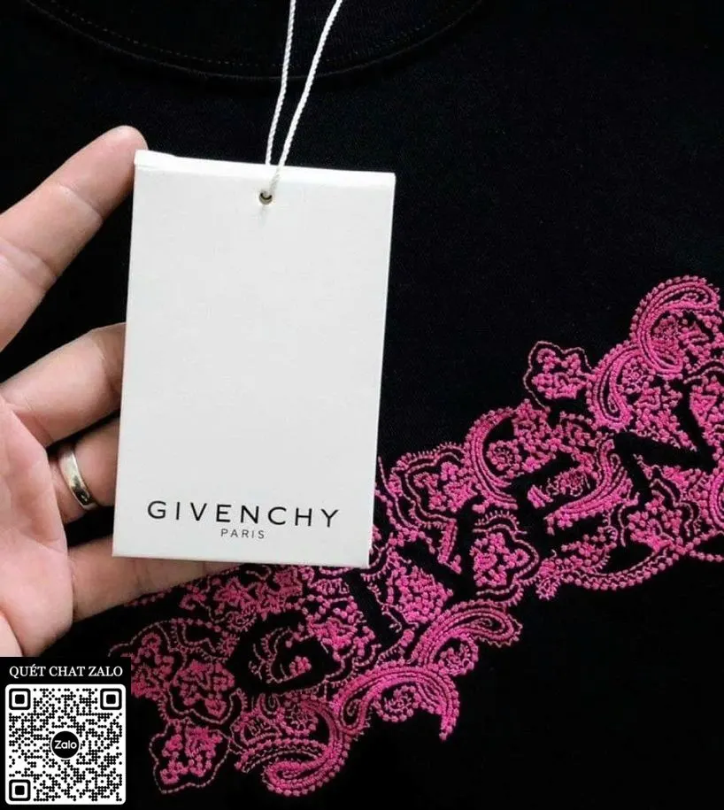 Áo phông nam màu đen Givenchy mã 4 siêu phẩm hoàn thiện tốt cao