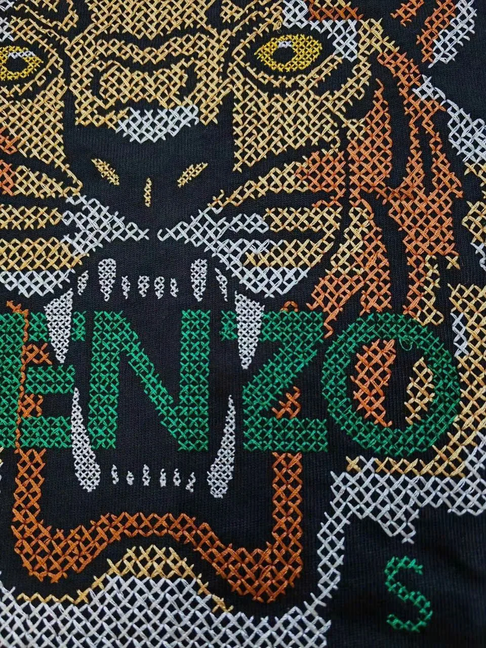 Áo thun Kenzo chính hãng màu đen nam mã 7 đỉnh cao chuẩn men Áo thun Kenzo chính hãng màu đen nam mã 7 đỉnh cao chuẩn men