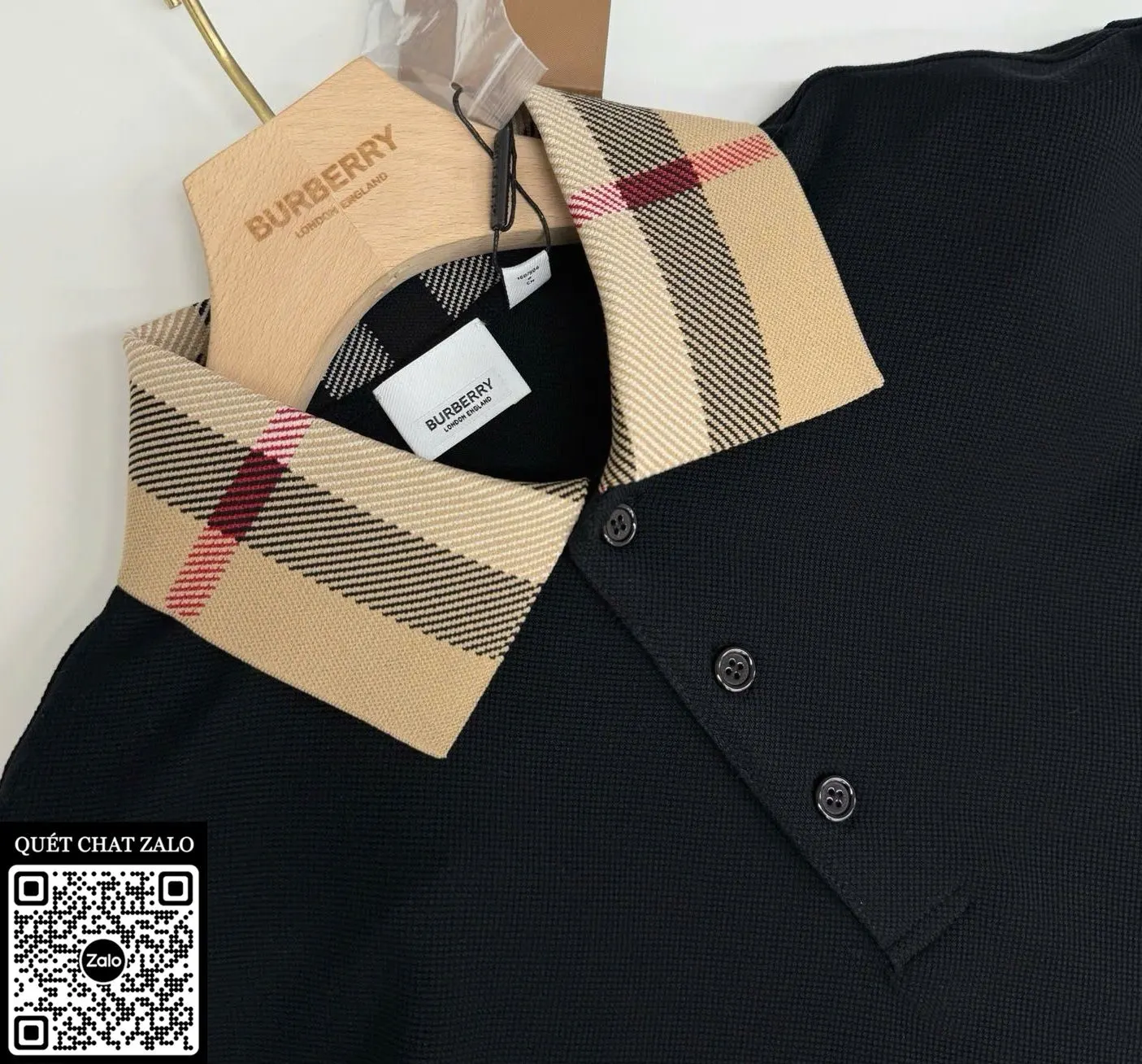 Áo polo nam màu đen Burberry mã 2 BBR hàng xịn sò nổi bật cao cấp Áo polo nam màu đen Burberry mã 2 BBR hàng xịn sò nổi bật cao cấp