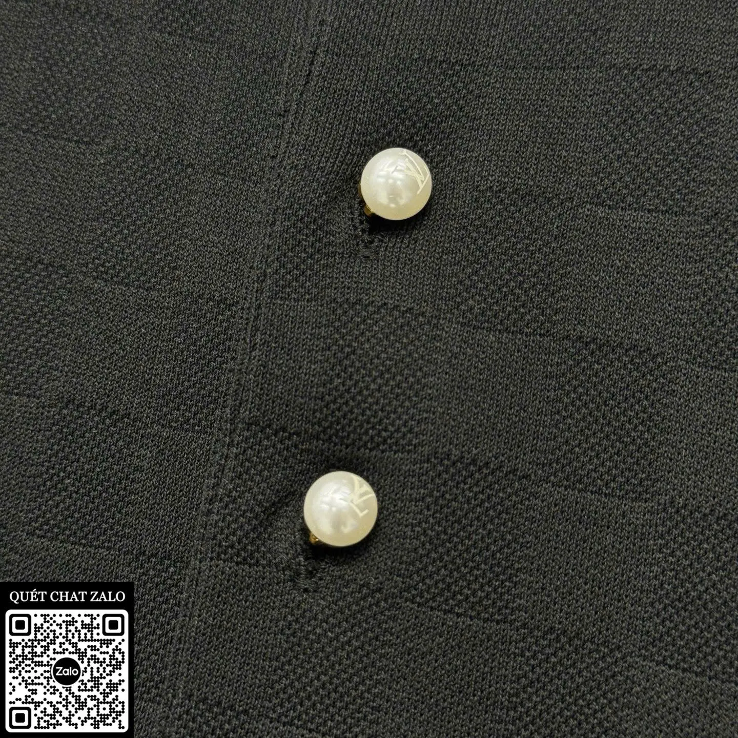 Áo polo nam màu đen LV mã 1 thiết kế tinh xảo đẳng cấp thời thượng