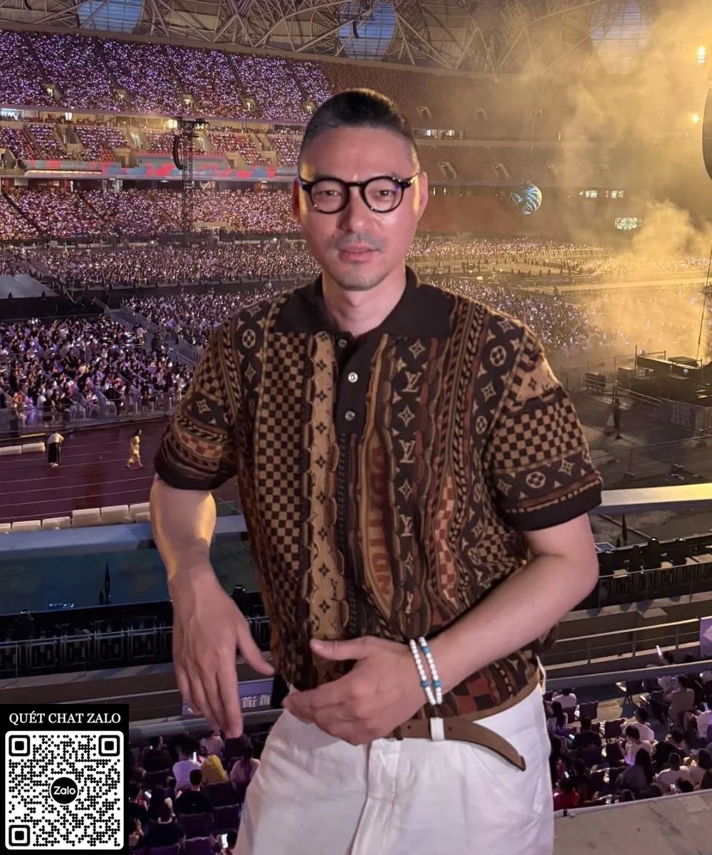 Áo polo nam màu nâu Louis Vuitton mã 1 LV giới hạn thời thượng