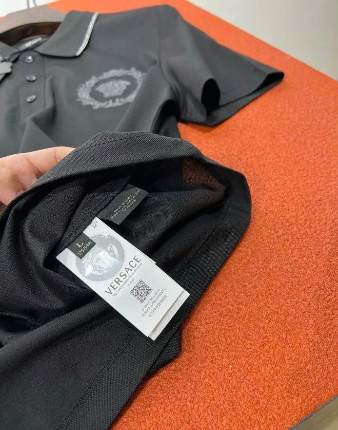 Áo polo nam màu đen Versace mã 1 hàng khan hiếm chất lượng tốt