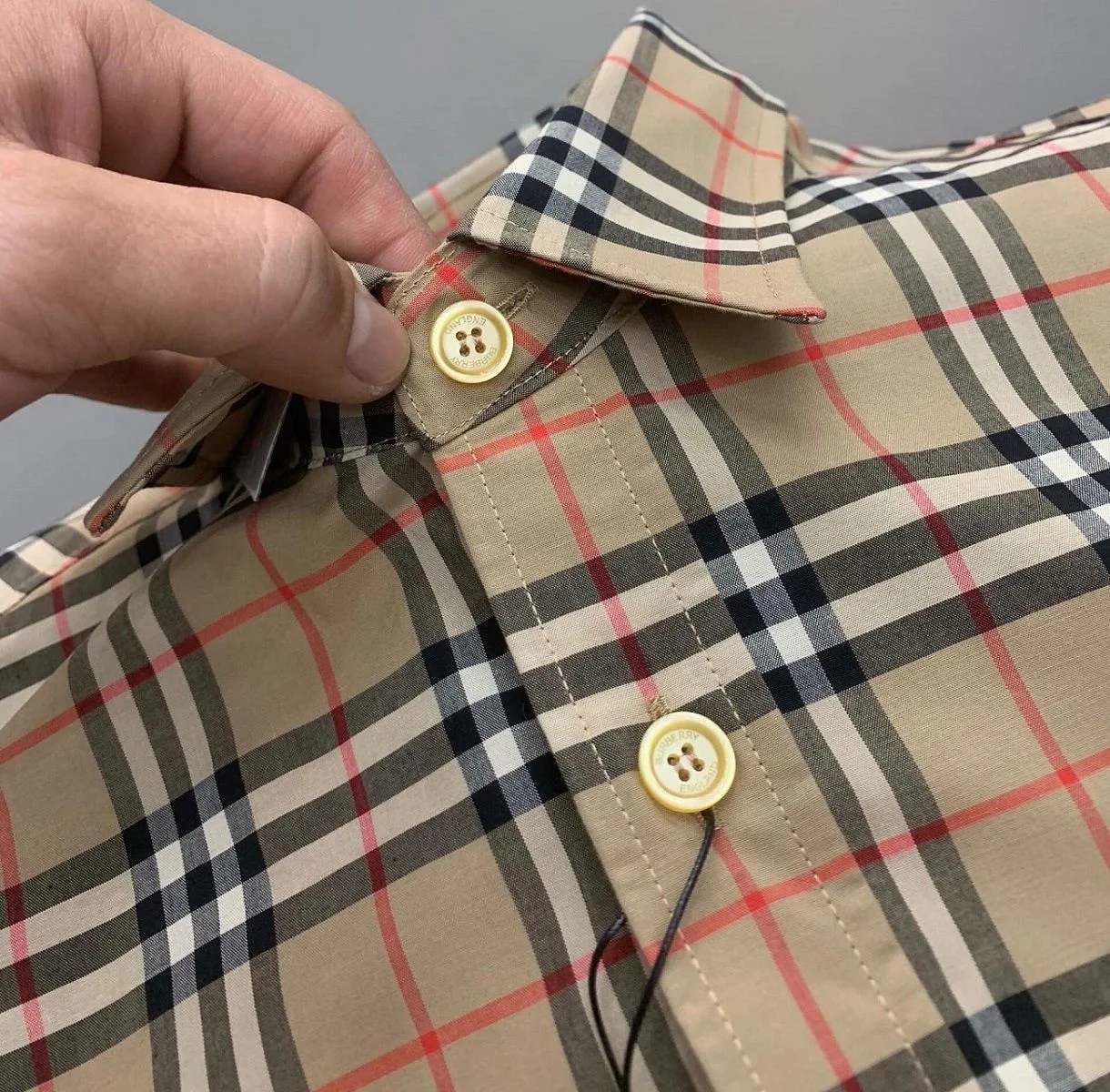 Áo Burberry nam dài tay sơ mi vàng kẻ sọc caro BBR mã 7a xịn mịn