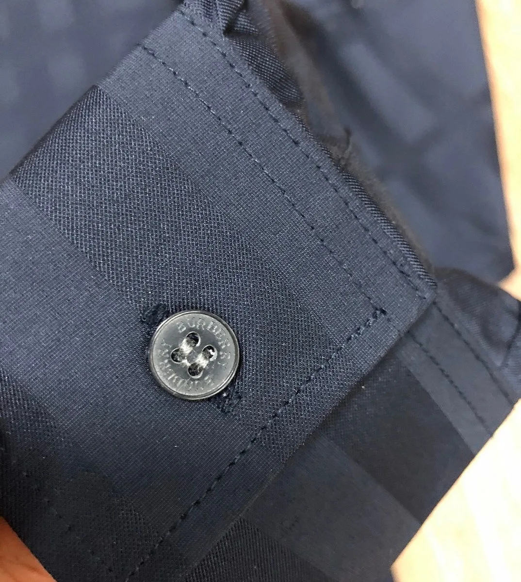 Áo Burberry dài tay sơ mi xanh caro nam mã 28k chuẩn style kẻ sọc