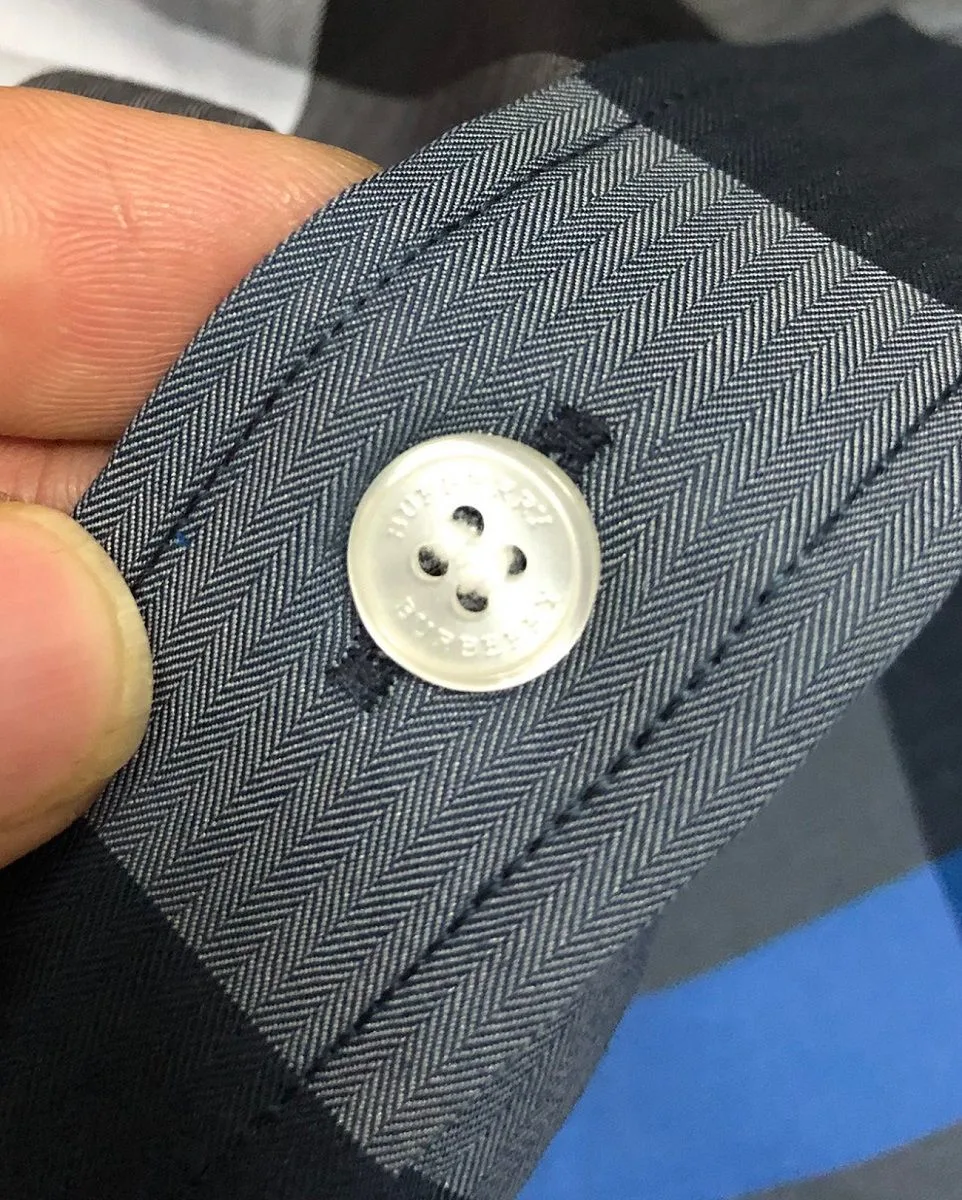 Áo sơ mi nam màu xanh BBR tay dài kẻ sọc caro mã 33 Burberry tinh tế