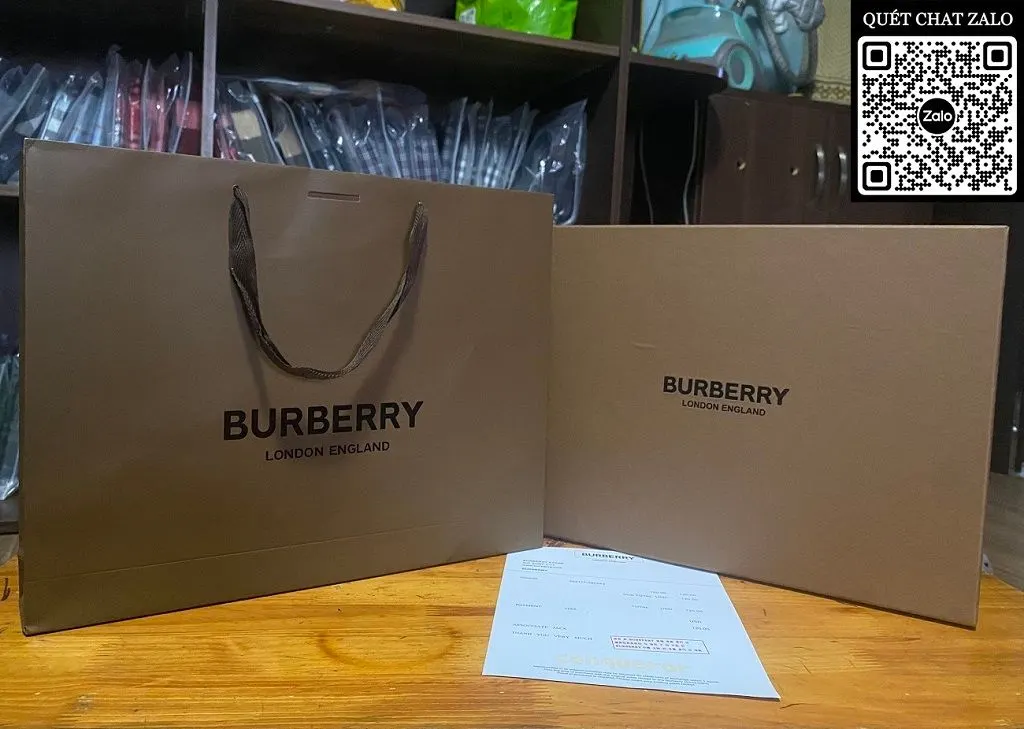 Áo sơ mi tay ngắn Burberry đỏ kẻ sọc caro nam mã 34a BBR xịn mịn Áo sơ mi tay ngắn Burberry đỏ kẻ sọc caro nam mã 34a BBR xịn mịn