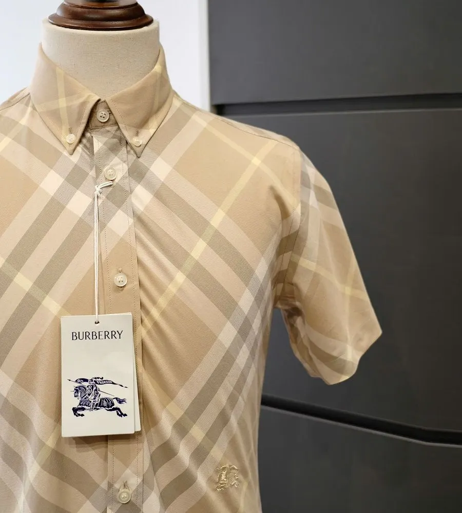 Áo sơ mi nam tay ngắn Burberry màu vàng kẻ sọc caro BBR mã 4 phù hợp Áo sơ mi nam tay ngắn Burberry màu vàng kẻ sọc caro BBR mã 4 phù hợp