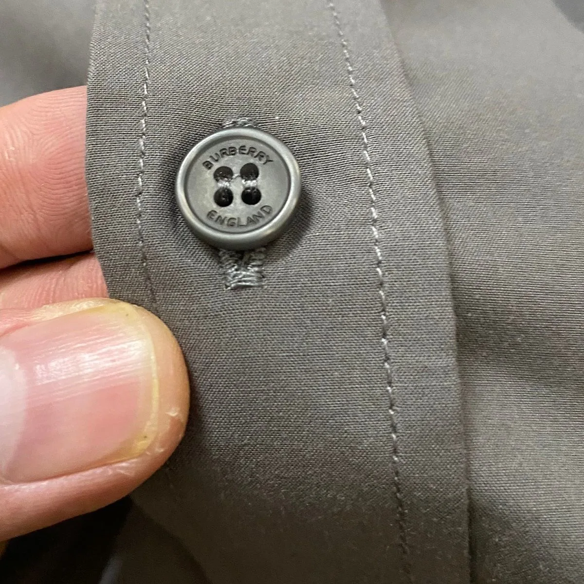 Áo sơ mi caro Burberry nam xám tay ngắn kẻ sọc mã 16 hút mắt