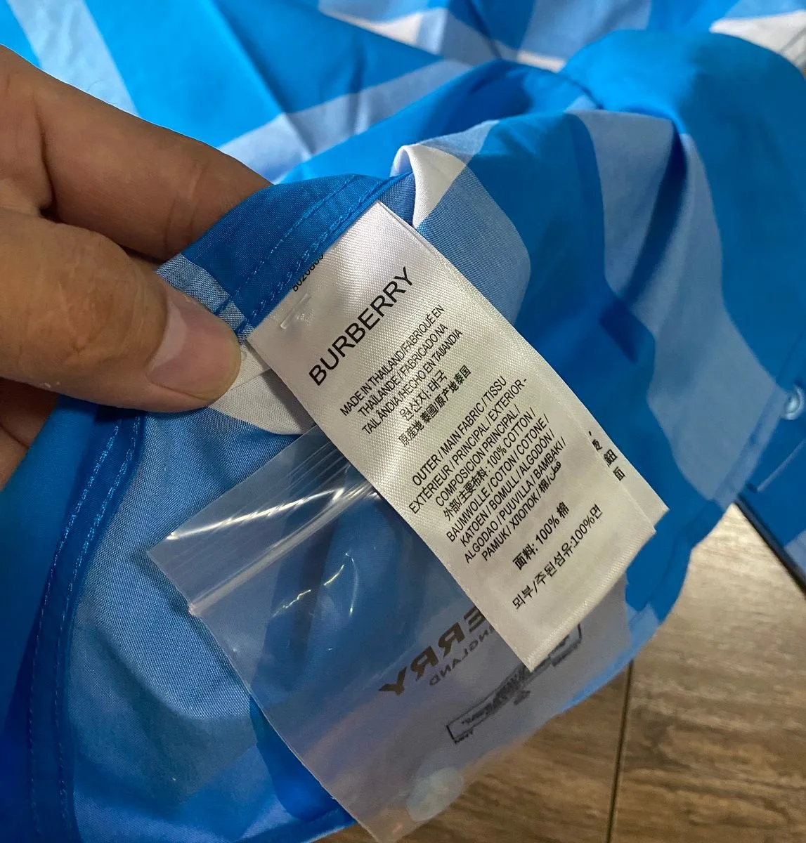 Áo kẻ Burberry sơ mi xanh caro sọc tay ngắn nam mã 12a cao cấp