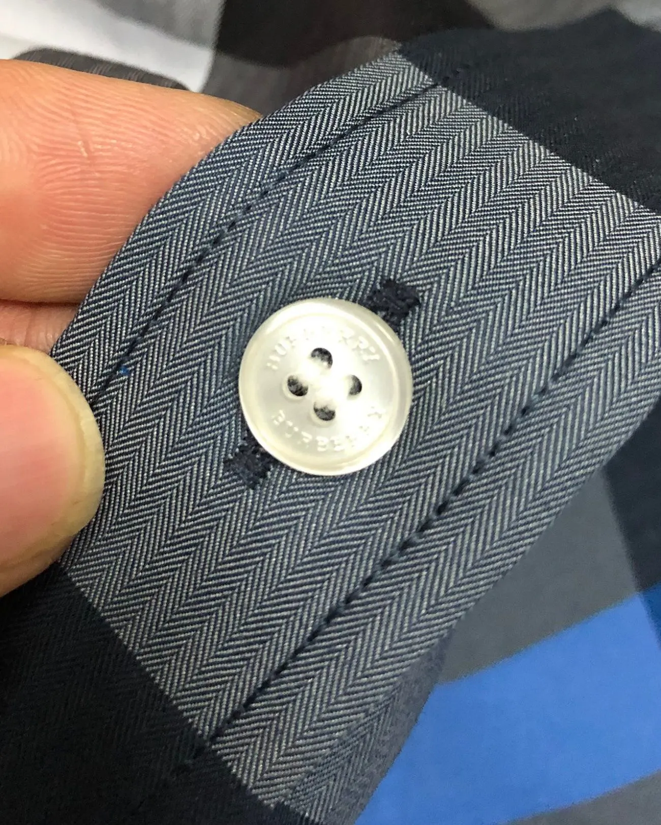 Áo sơ mi nam màu xanh BBR tay ngắn kẻ sọc caro mã 33 thượng lưu Áo sơ mi nam màu xanh BBR tay ngắn kẻ sọc caro mã 33 thượng lưu