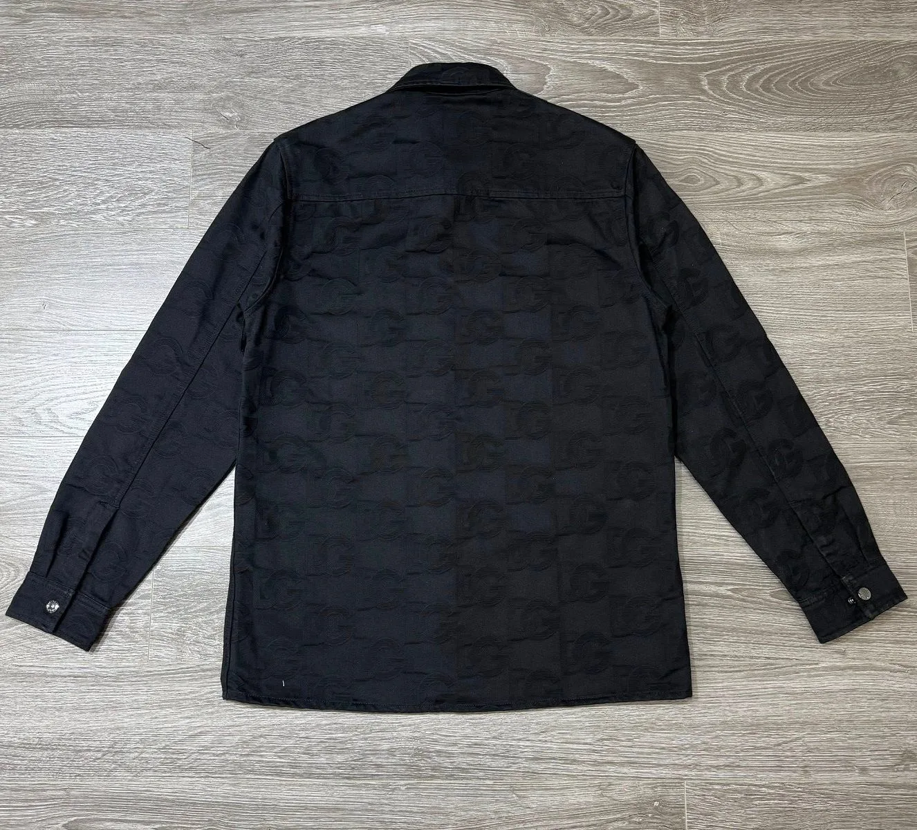 Áo sơ mi nam DG tay dài màu đen mã 2 sang trọng chất lượng tốt Áo sơ mi nam DG tay dài màu đen mã 2 sang trọng chất lượng tốt