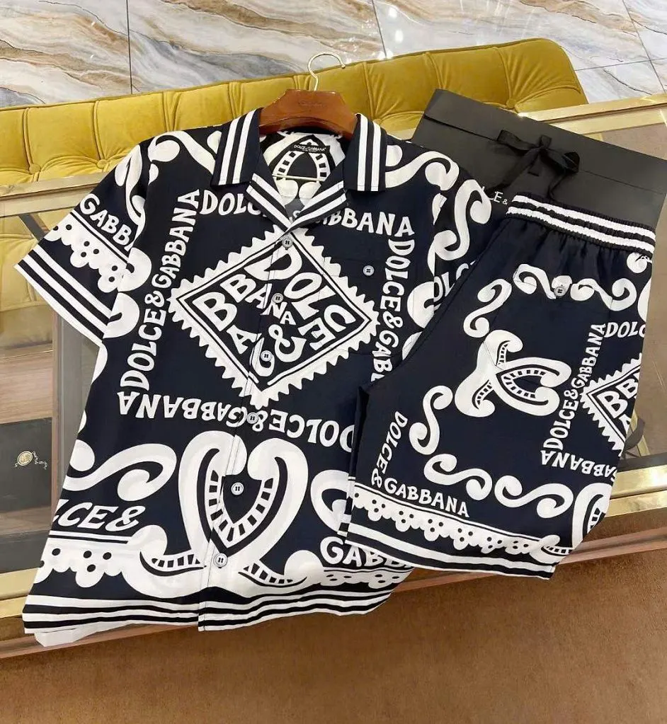 Áo sơ mi nam màu đen DG tay ngắn mã 2 chuẩn men Dolce Gabbana tinh tế