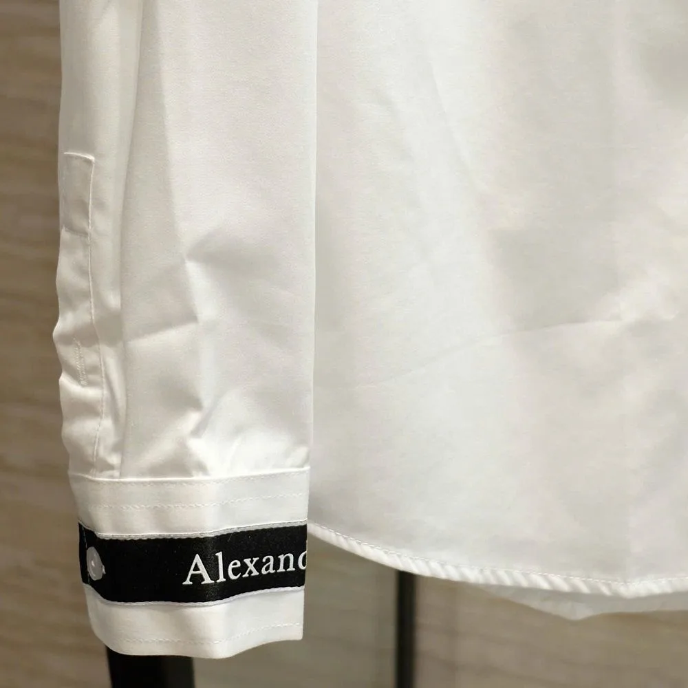 Áo sơ mi nam màu trắng McQueen tay dài mã 1 đỉnh cao độc đáo