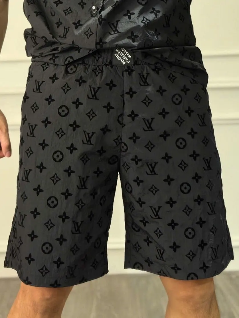 Áo sơ mi LV xanh Louis Vuitton siêu phẩm mã 1 cho nam tuyệt vời Áo sơ mi LV xanh Louis Vuitton siêu phẩm mã 1 cho nam tuyệt vời