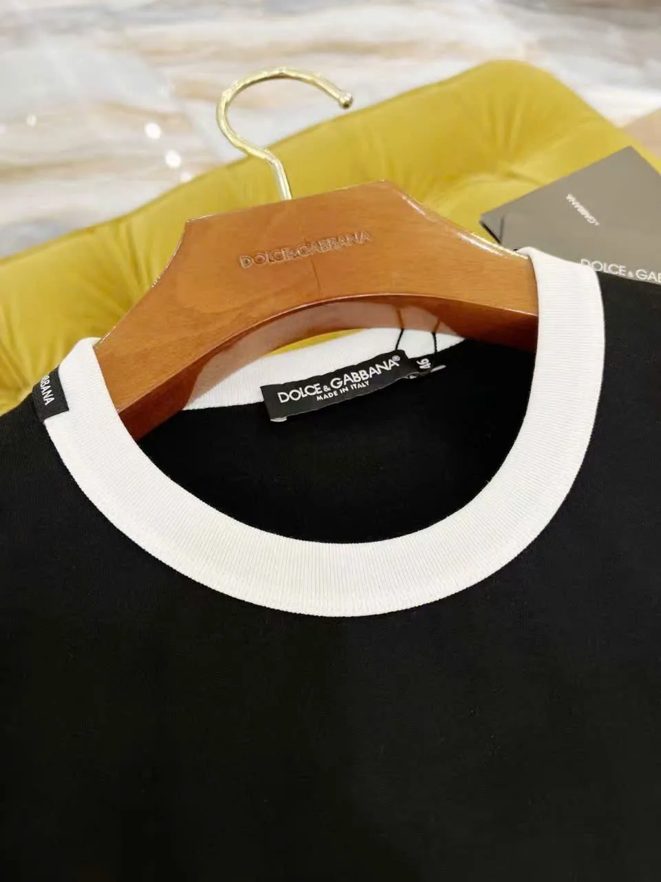 Áo thun nam đen Dolce cổ tròn mã 18 Like Authentic cao cấp