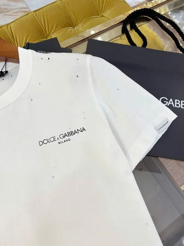 Áo phông trắng nam hàng hiệu Dolce Gabbana cổ tròn mã 29 Like Authentic Áo phông trắng nam hàng hiệu Dolce Gabbana cổ tròn mã 29 Like Authentic