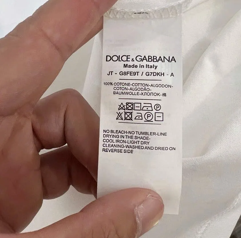 Áo phông DG nam trắng mã 5b Dolce Gabbana cổ tròn tuyệt hảo ấn tượng mạnh Áo phông DG nam trắng mã 5b Dolce Gabbana cổ tròn tuyệt hảo ấn tượng mạnh