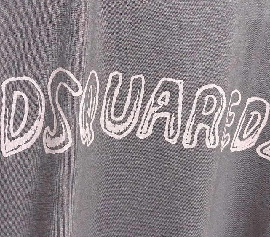 Áo phông màu xám Dsquared2 mã 3 nam cao cấp cuốn hút tinh tế Áo phông màu xám Dsquared2 mã 3 nam cao cấp cuốn hút tinh tế