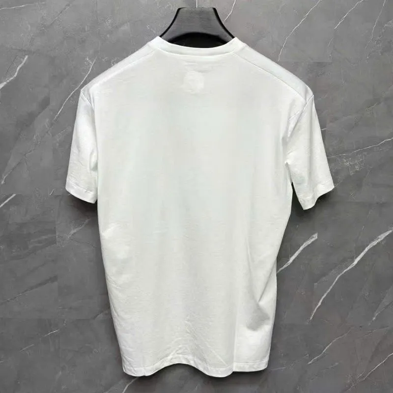 Áo phông Dsquared2 nam trắng mã 23 cổ tròn Like Authentic ấn tượng Áo phông Dsquared2 nam trắng mã 23 cổ tròn Like Authentic ấn tượng