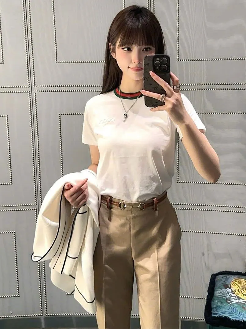 Áo phông Gucci đen trắng mã 3 cổ tròn nam nữ phong cách thời thượng sang chảnh Áo phông Gucci đen trắng mã 3 cổ tròn nam nữ phong cách thời thượng sang chảnh