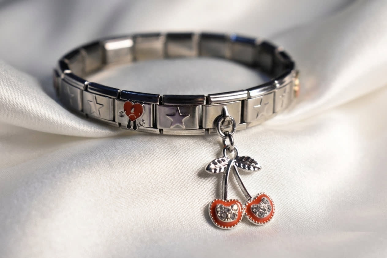 Bracelet cherry bracelet - 1