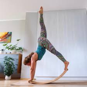 Yoga & Pilates – Balance Board Yoga