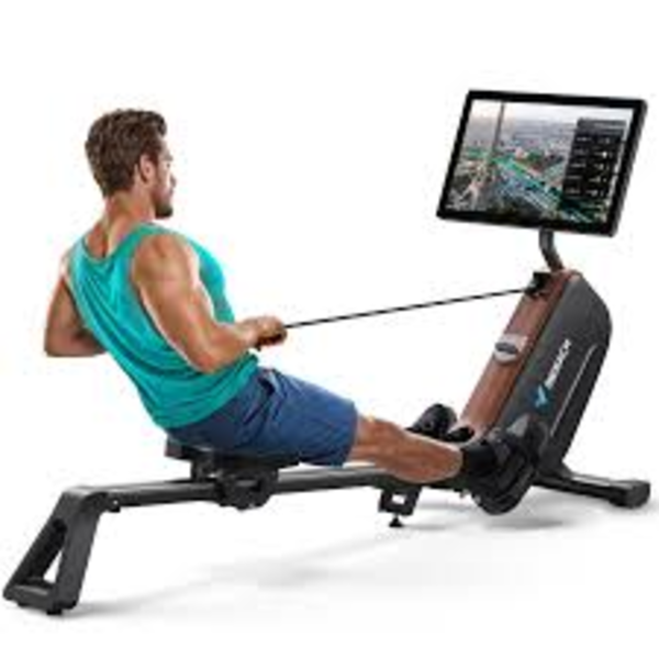 Cardio Training – Rowing Machine Pro
