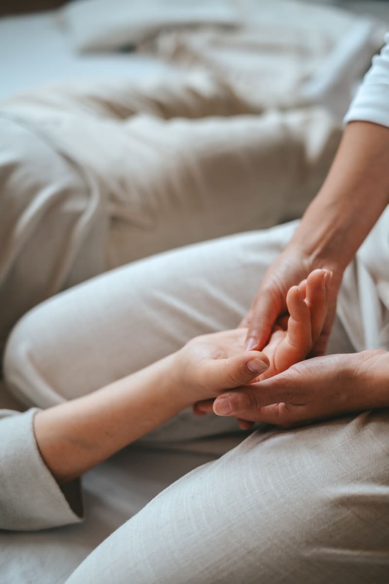 Shiatsu treatment with Emanuela Straub