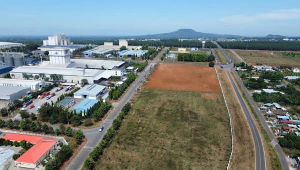 150 Triệu Sở Hữu Ngay Lô Đất 155 m2 Sổ Riêng , Full Thổ Cư Ngay KCN Dầu Giây - Ảnh 1