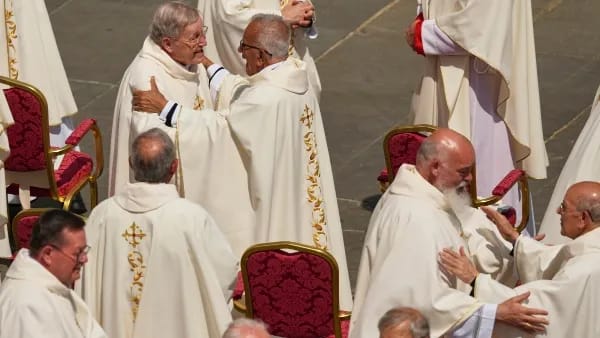 âŠðģïļ Papal Conclave 2025: Electing Pope Francis' Successor